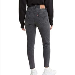 •LEVIS• Wedgie Skinny High Rise Jeans Jet Pack Black